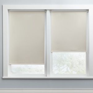 GLOWE Cordless Blackout Roller Shade in Moth 30x72